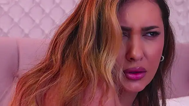 yaaracollins - YaaraCollins's free webcam - UK Sex Cams