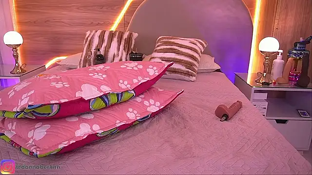 danna_berlin_ webcam