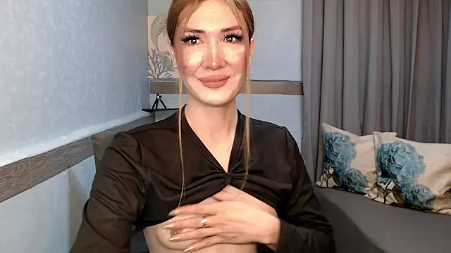 xMeganFucks69 webcam