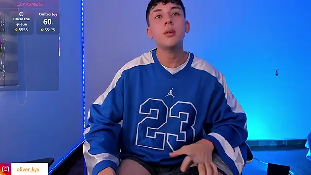 oliver_kyy webcam