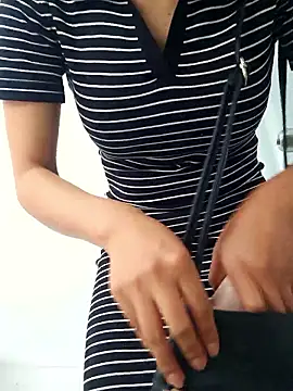 _MissCarla23_ webcam