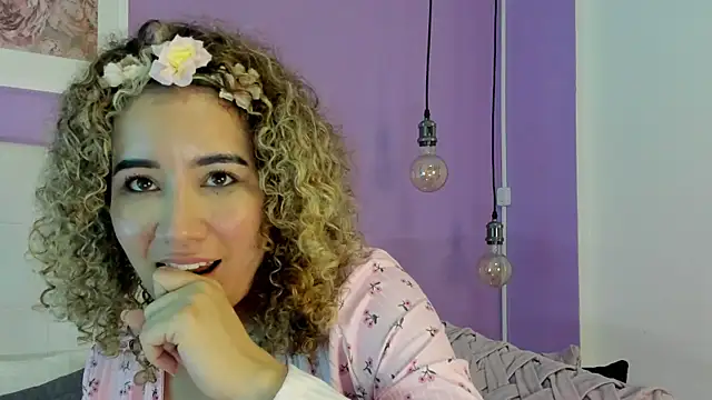 Charlotte11-11 webcam