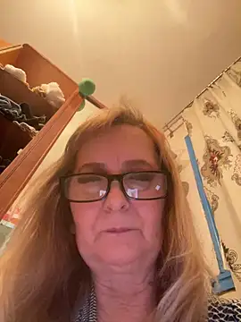 irina2909@xh - Irina2909@xh's free webcam - UK Sex Cams