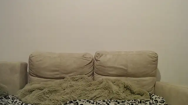 TiffanyPeretz webcam