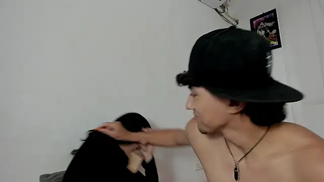 Laura_and_Kevin webcam