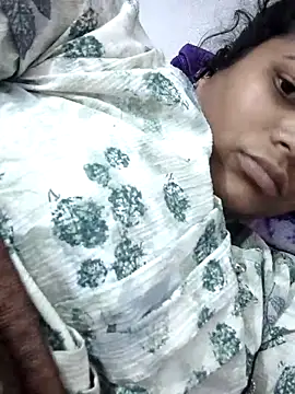 sweetqueen143 webcam