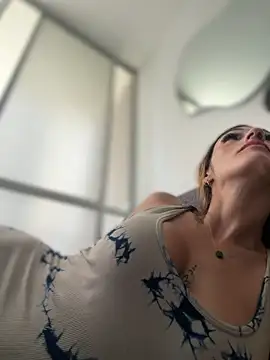 Samantha_bigboobs webcam