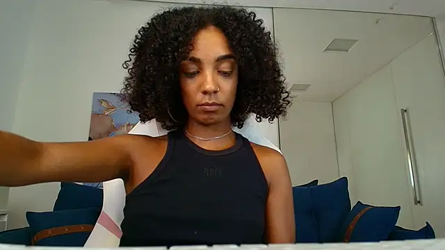 Lisa_Sutton webcam