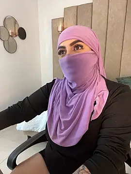 Webcam Model (rashaaa_)  is live.Free join now!