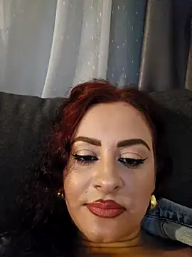 WatchTheQUEEnConQuer88 webcam