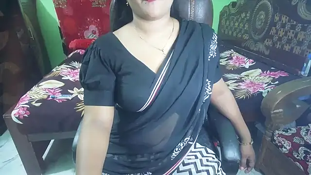BengaliQueenStar webcam