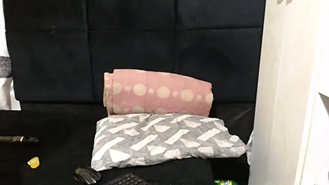 SweetHotBabby18 webcam