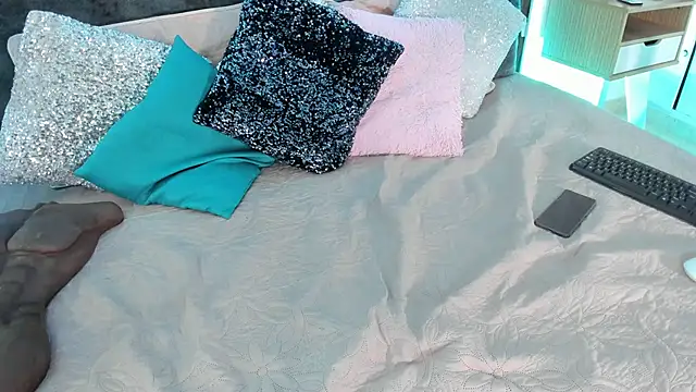 Karlagonzales_ webcam