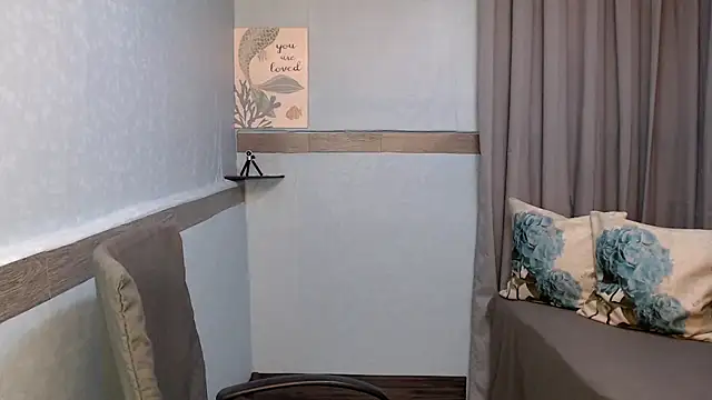 xMeganFucks69 webcam