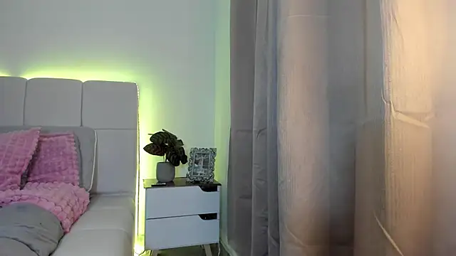 Ori_valentina webcam