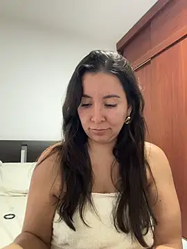 emely_sexx20 webcam