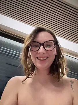 The_Snowwhitee webcam