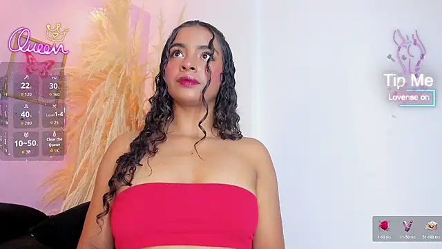 SunnyGilmoree webcam