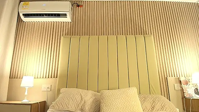 alessia_moon1 webcam