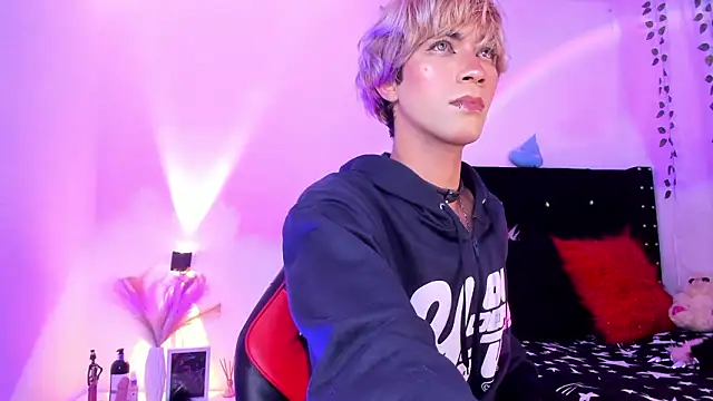 Cooperrosscute233 webcam