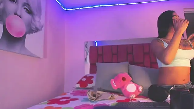 BiancaValentinna webcam