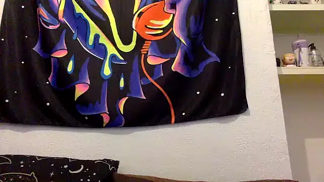 Sexycurvyemilyy webcam