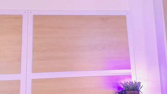 _nickypurple_ webcam