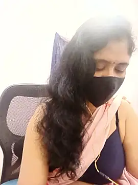 Lucky-Deepthi webcam
