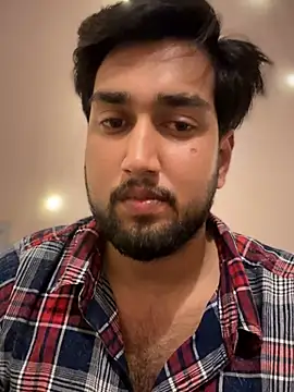 Guru_pinkhead webcam