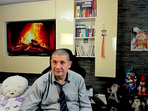 SpartacusDaddy48 webcam