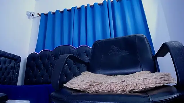 Cordelia_Perlman webcam