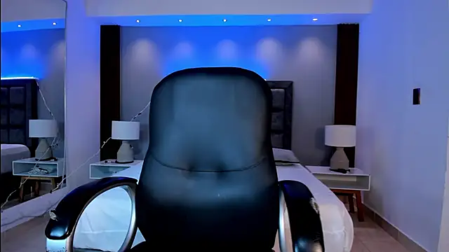 Violet_Anders webcam