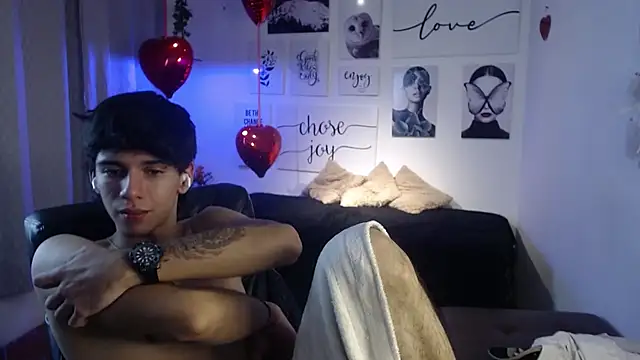 AmethystShadow17 webcam