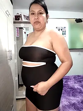 SexyandnaughtyLatinos webcam