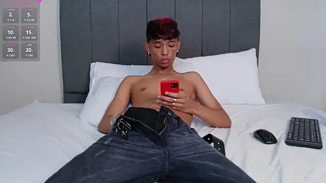 Little_Twink19x webcam