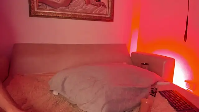 VeronicaSmith_OS webcam