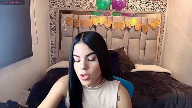Emily__Cute__ webcam