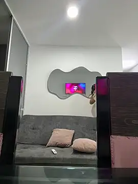 Kaily_Sweet16 webcam