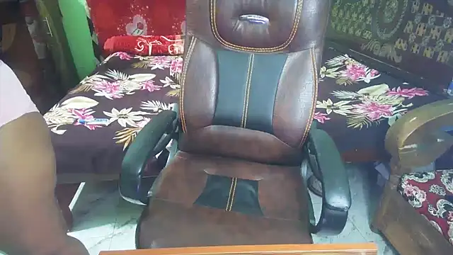 BengaliQueenStar webcam