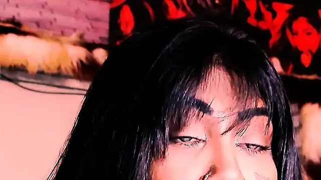 indian_dreamgirl webcam