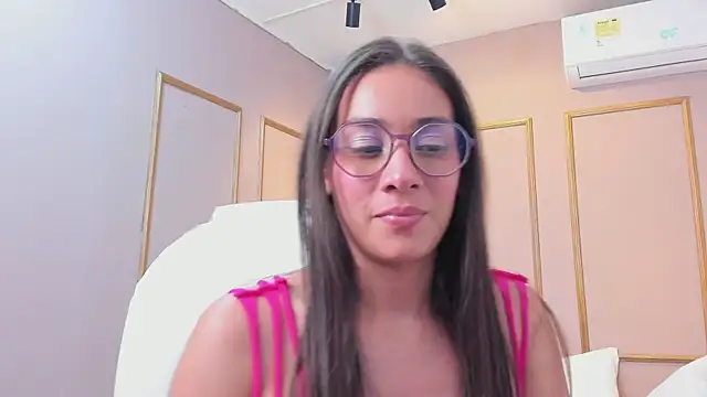 NahimiThompson webcam