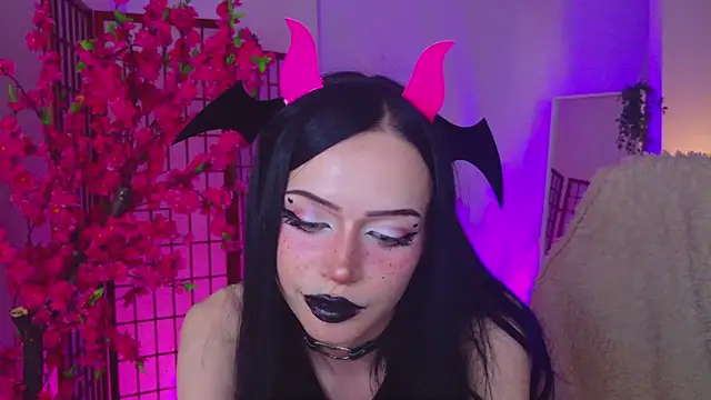 Dark_Diva webcam