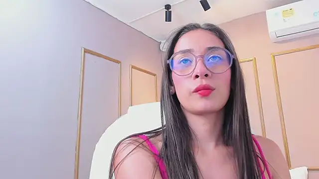 NahimiThompson webcam
