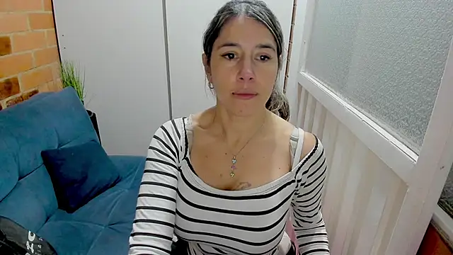 Penelope47 webcam