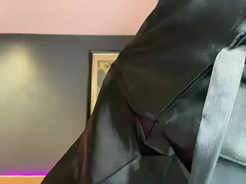 mcklister_kinky_feets webcam