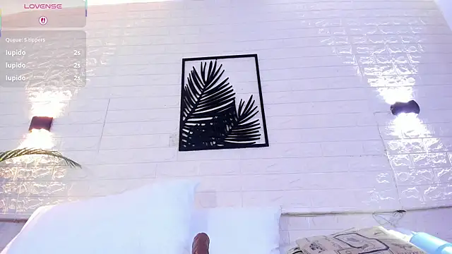 millie_brown21 webcam