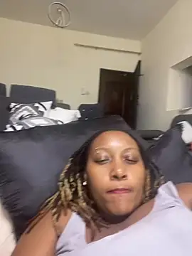 FREAKYBBW_001 webcam