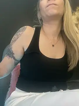 viktoria_davis_ webcam