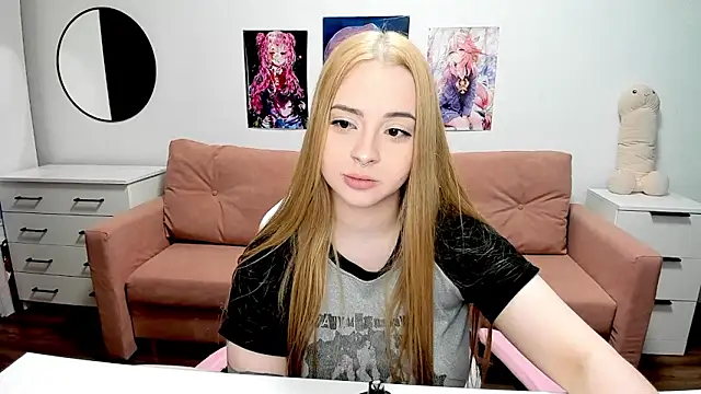 mistress_lain webcam