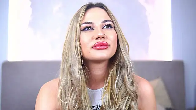 Chloe_GraceeX webcam